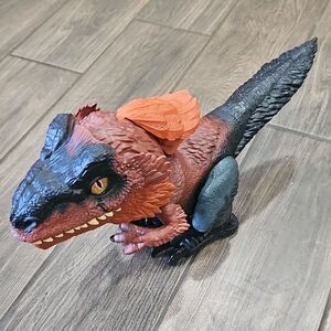 Jurrasic World Dominion  PYRORAPTOR Uncaged